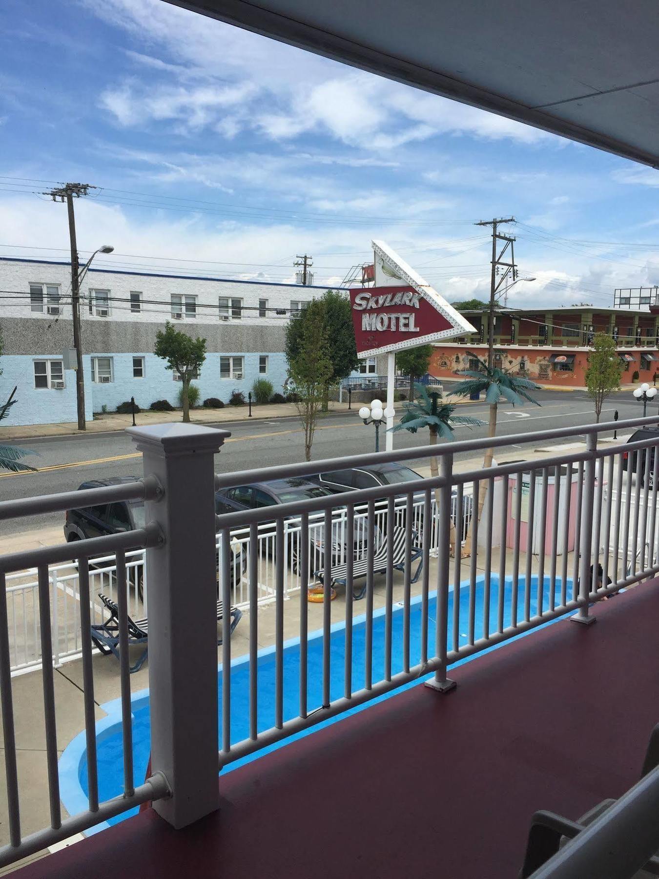 Skylark Resort Motel Wildwood Eksteriør bilde